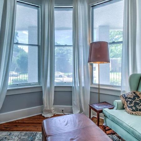 Elegant Colonial With Lovely Details And Character Memphis Exteriör bild